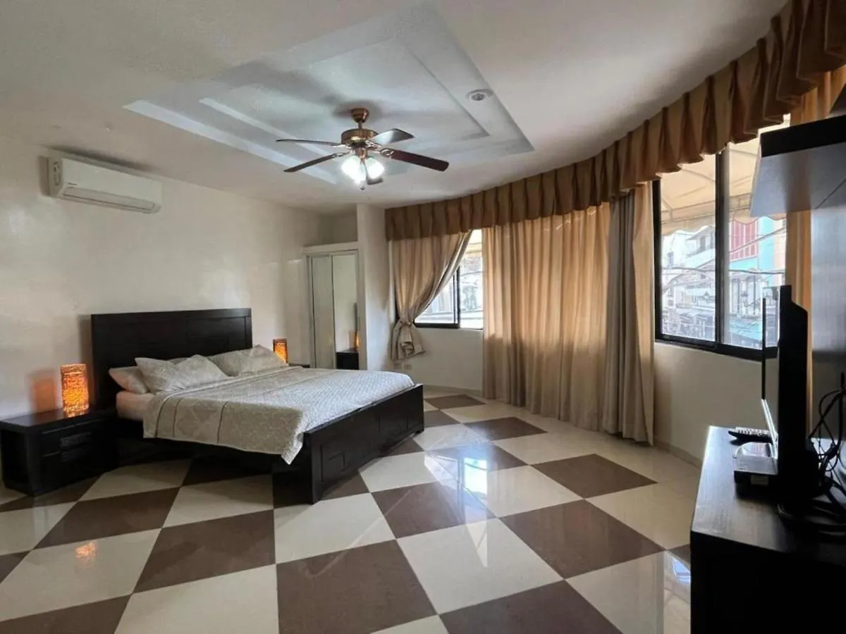 Aparta Hotel Roma Santo Domingo